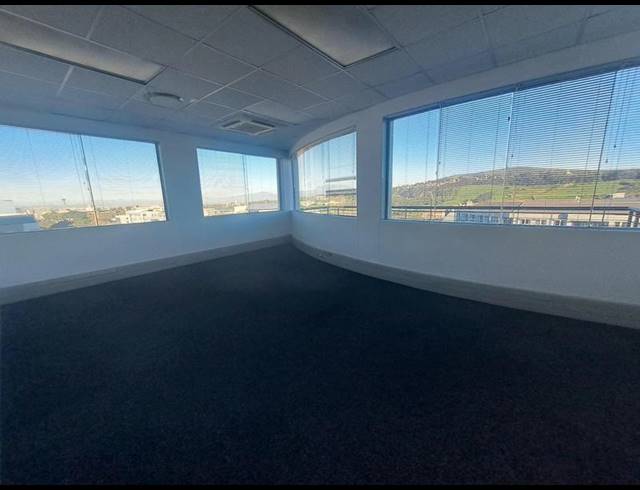 BUSINESS PROPERTY TO RENT IN TYGER VALLEY